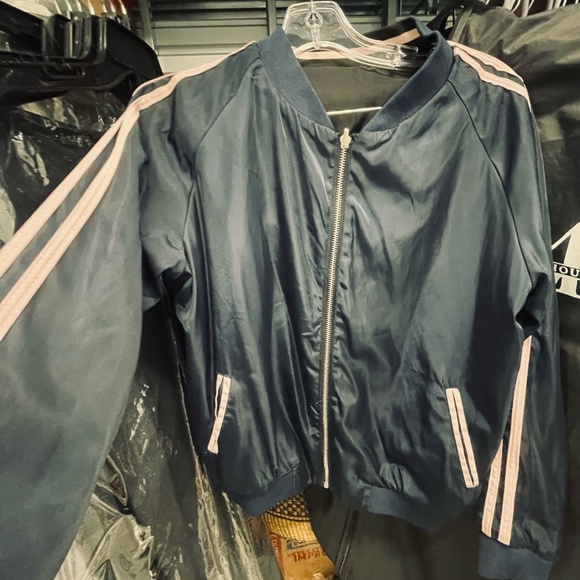 Jacket - Picture 2 of 4